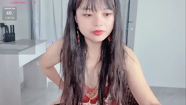 xianxian-baby online show from May 2026 04:28:01 PM