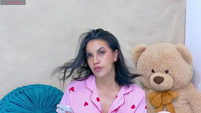 Snapshot of AndiVasquez chatting on May 2026 10:10:01 AM AndiVasquez online show from May 2026 10:10:01 AM