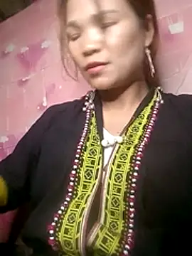 maymay-2000 online show from February 2026 03:27:02 PM