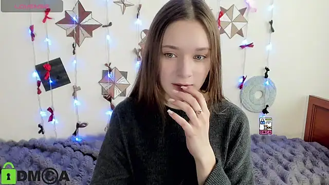 Snapshot of Elina_X chatting on June 2026 01:13:01 PM Elina X online show from June 2026 01:13:01 PM