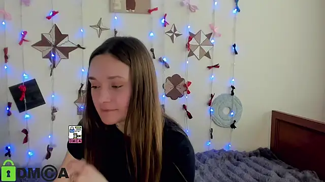 Snapshot of Elina_X chatting on June 2026 01:04:02 PM Elina X online show from June 2026 01:04:02 PM