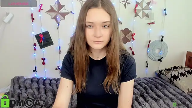 Snapshot of Elina_X chatting on July 2026 12:07:02 PM Elina X online show from July 2026 12:07:02 PM