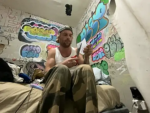 Snapshot of gothboiplzty chatting on June 2026 04:37:01 AM gothboiplzty online show from June 2026 04:37:01 AM