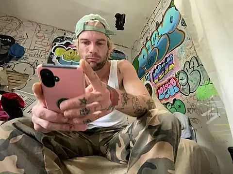 Snapshot of gothboiplzty chatting on June 2026 05:27:01 PM gothboiplzty online show from June 2026 05:27:01 PM