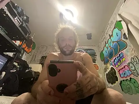 Snapshot of gothboiplzty chatting on July 2026 04:18:01 AM gothboiplzty online show from July 2026 04:18:01 AM