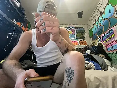 Snapshot of gothboiplzty chatting on August 2026 04:21:02 PM gothboiplzty online show from August 2026 04:21:02 PM