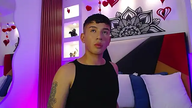 Snapshot of Fancy_Vixen chatting on February 2026 03:25:02 AM Fancy Vixen online show from February 2026 03:25:02 AM