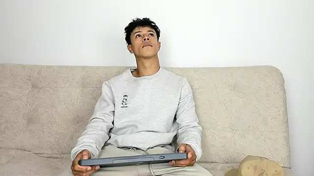  Alex Colton online show from February 2026 11:12:01 PM