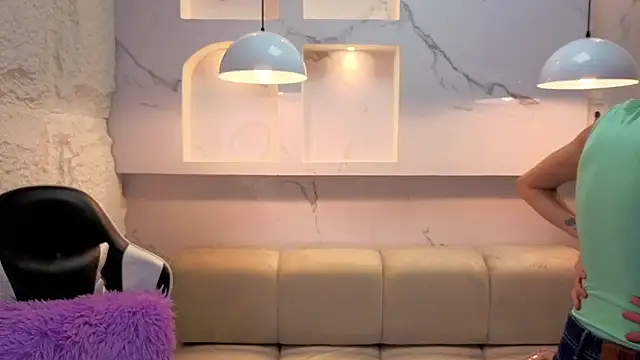 Snapshot of aurora_tp chatting on March 2026 02:28:02 AM aurora tp online show from March 2026 02:28:02 AM