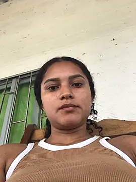 Snapshot of LiaRose- chatting on February 2026 03:53:01 PM LiaRose- online show from February 2026 03:53:01 PM