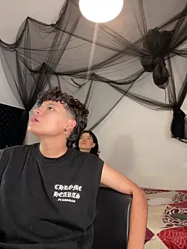 Snapshot of PalmerandSony21 chatting on March 2026 03:23:02 AM PalmerandSony21 online show from March 2026 03:23:02 AM