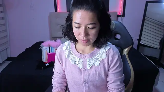 Lynn turner online show from February 2026 12:36:01 PM