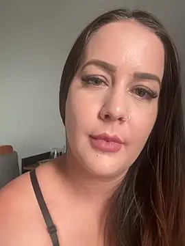 juliasanto online show from February 2026 04:37:02 PM