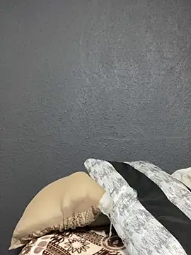 MeekyCurvyAss online show from February 2026 04:43:01 PM