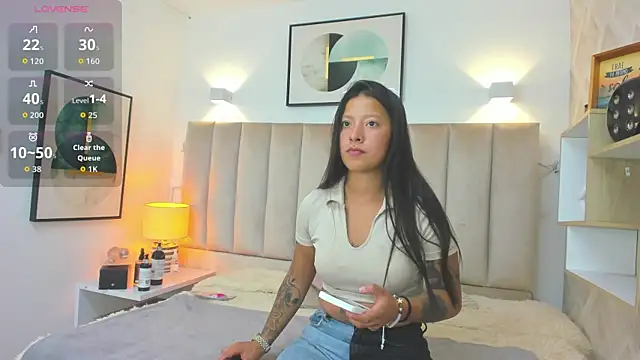 Snapshot of double_temptation_ chatting on May 2026 07:33:01 PM double temptation online show from May 2026 07:33:01 PM