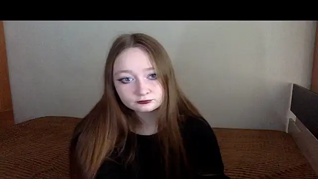 vikipinkk online show from March 2026 12:00:01 PM