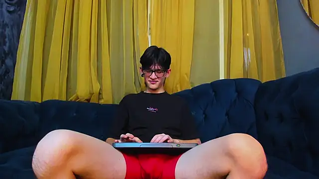 Snapshot of Jax_valentine chatting on February 2026 11:04:02 PM Jax valentine online show from February 2026 11:04:02 PM