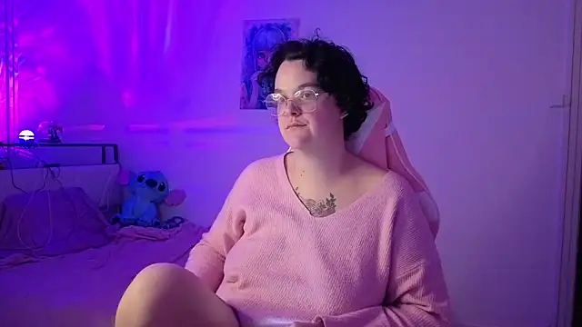 lunatigre4 online show from February 2026 07:39:01 PM