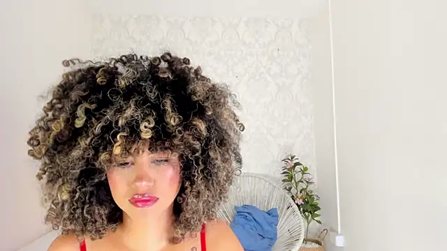 Snapshot of Brit_weston chatting on February 2026 08:04:01 PM Brit weston online show from February 2026 08:04:01 PM