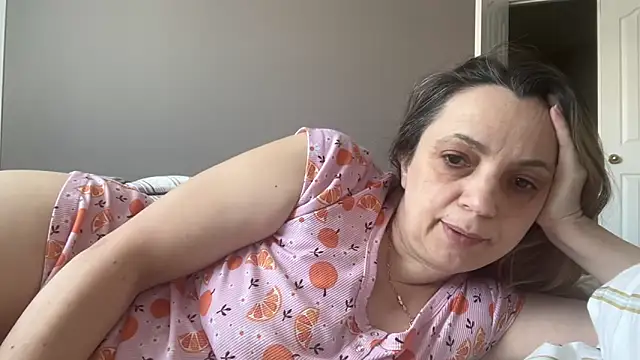 Snapshot of ShyFlameLive chatting on February 2026 03:41:02 PM ShyFlameLive online show from February 2026 03:41:02 PM