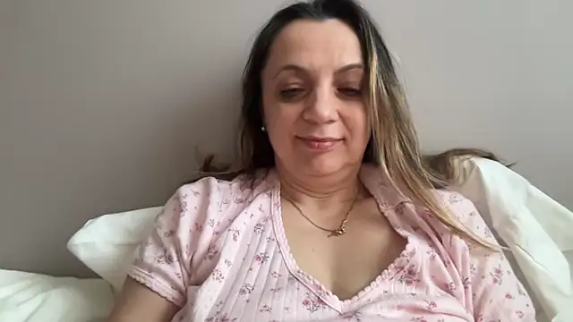 Snapshot of ShyFlameLive chatting on February 2026 12:28:02 PM ShyFlameLive online show from February 2026 12:28:02 PM