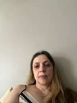 ShyFlameLive online show from April 2026 02:07:02 PM