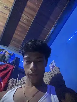 Snapshot of Adan21_cm chatting on June 2026 05:21:01 AM Adan21 cm online show from June 2026 05:21:01 AM