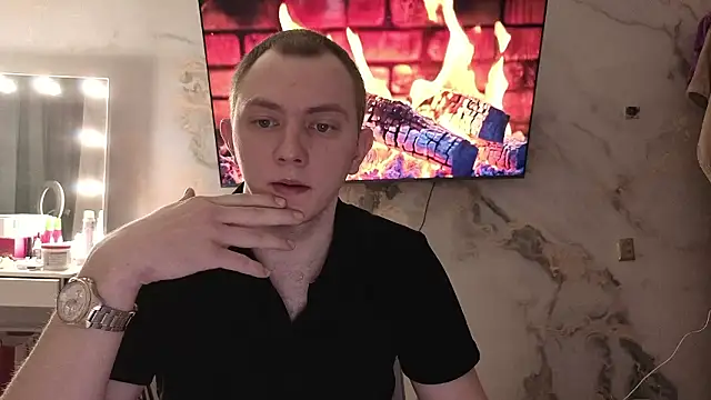 Snapshot of Crystal_Nuts chatting on March 2026 07:15:01 AM Crystal Nuts online show from March 2026 07:15:01 AM