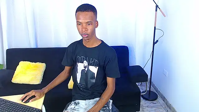 gusy 18 online show from February 2026 08:40:01 PM