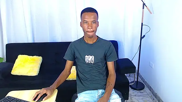 gusy 18 online show from February 2026 08:18:01 PM