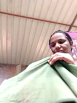 Snapshot of Muskan44s chatting on July 2026 06:47:02 AM Muskan44s online show from July 2026 06:47:02 AM