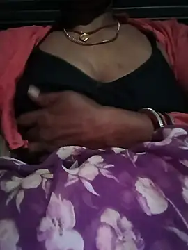 Snapshot of Muskan44s chatting on July 2026 10:24:02 PM Muskan44s online show from July 2026 10:24:02 PM