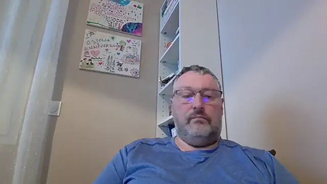 doudou310 online show from February 2026 06:29:02 AM