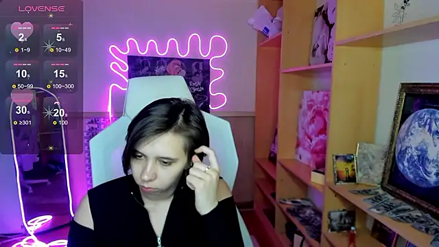 Scarlet Sirenn online show from February 2026 07:23:01 AM