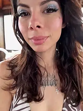 Isalove99 online show from June 2026 03:01:02 PM
