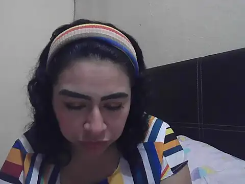 Snapshot of DalilahMx chatting on February 2026 07:19:02 PM DalilahMx online show from February 2026 07:19:02 PM