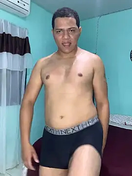 Snapshot of Loaisn chatting on February 2026 12:51:02 AM Loaisn online show from February 2026 12:51:02 AM