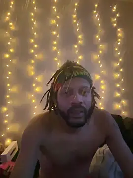 Snapshot of magic_man1085 chatting on February 2026 03:27:02 PM magic man1085 online show from February 2026 03:27:02 PM