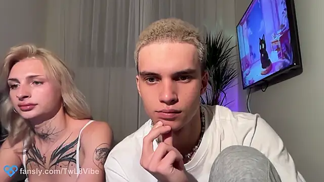 Snapshot of twl8vibe chatting on February 2026 08:56:02 PM twl8vibe online show from February 2026 08:56:02 PM