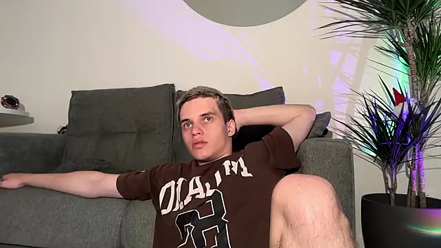 Snapshot of twl8vibe chatting on February 2026 03:24:01 PM twl8vibe online show from February 2026 03:24:01 PM