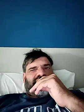 Snapshot of leo85rf chatting on March 2026 04:33:01 PM leo85rf online show from March 2026 04:33:01 PM