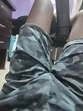 tamilpaiyan989 online show from May 2026 03:50:01 PM