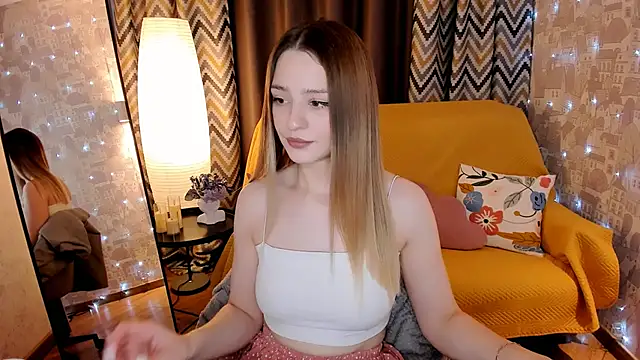 cherrykississ online show from February 2026 08:38:01 AM