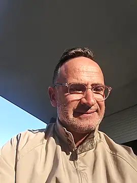 Snapshot of bobo672 chatting on April 2026 06:13:05 AM bobo672 online show from April 2026 06:13:05 AM