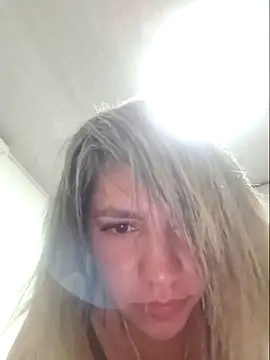 Ambar Cortes online show from February 2026 07:45:02 AM