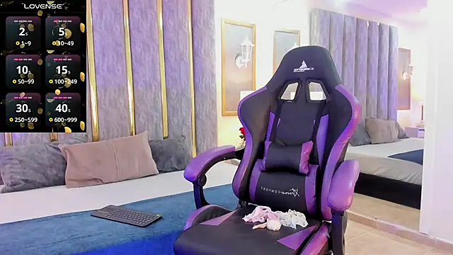 Snapshot of KeniaVelvet_ chatting on February 2026 04:02:02 PM KeniaVelvet online show from February 2026 04:02:02 PM