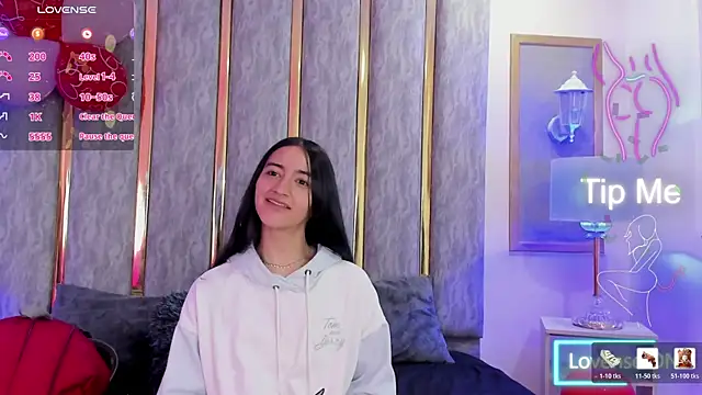 Snapshot of KeniaVelvet_ chatting on February 2026 04:50:01 PM KeniaVelvet online show from February 2026 04:50:01 PM