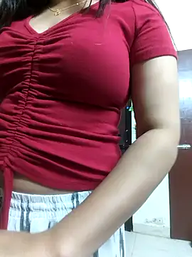 Snapshot of divyajaan4763 chatting on April 2026 02:30:01 PM divyajaan4763 online show from April 2026 02:30:01 PM