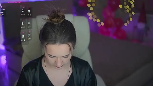 OliviaMoore  online show from February 2026 06:43:02 AM