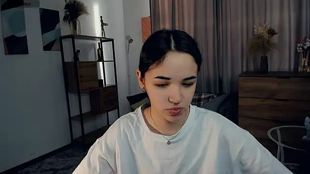 Snapshot of AvantgardAlone chatting on February 2026 09:45:02 AM AvantgardAlone online show from February 2026 09:45:02 AM